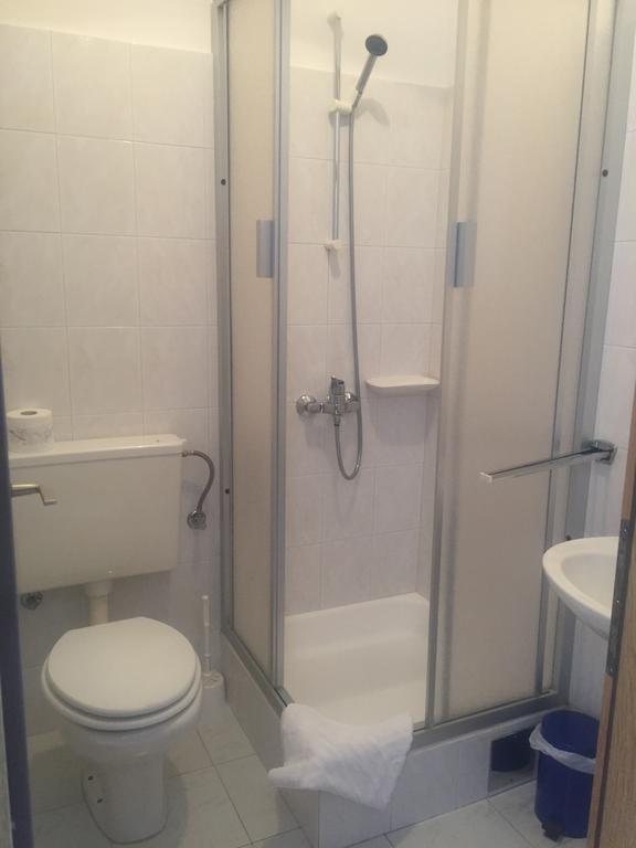 Studio Apartmani Topic Omis Exterior photo